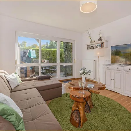 Waldstraße 35 Reni Apartment