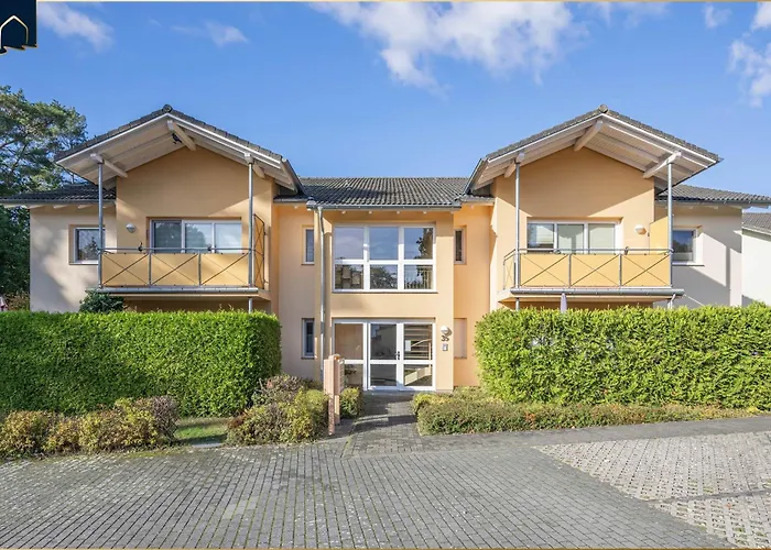 Апартаменты Waldstrasse 35 Reni